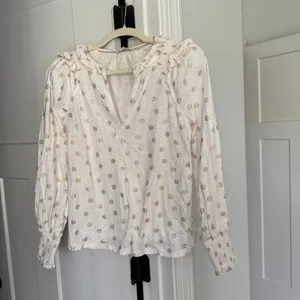 Boden White Gold Print Smocked Long Sleeve‎ V Neck Top thumbnail 3