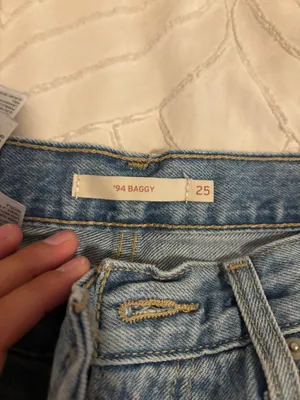 Baggy Light Wash Levi’s Jeans thumbnail 8