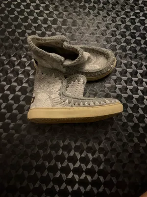 {MOU} Summer Eskimo Silver Gray Shearling-Trim Crochet Stitched Winter Boot thumbnail 2