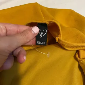 Windsor Yellow Dress thumbnail 2