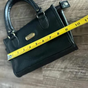 Stefano Vintage Black Handbag in Great Condition! thumbnail 8