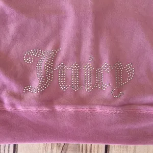 Juicy Couture Dewberry Pink Velour Rhinestone Short Zip Hoodie Set thumbnail 6