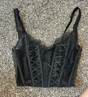 Victoria's Secret Corset thumbnail 1