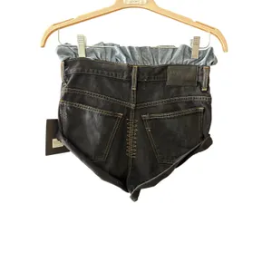 NEW NWT Sz Small one teaspoon ruffle overlay jean shorts vintage bandits S 26 27 thumbnail 4