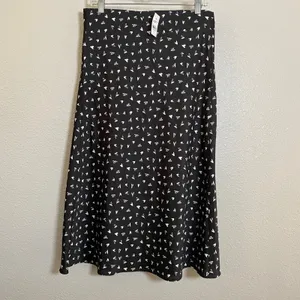 New with tags LOFT Black White Heart Print Skirt Size Medium thumbnail 2