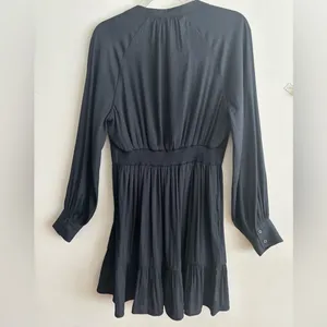 Banana Republic Black Women’s Ruffle Tiered Long Sleeve Mini Dress Size S/P thumbnail 3