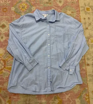 Old Navy The Boyfriend Shirt thumbnail 1