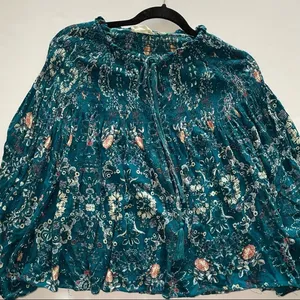 $60 Altar'd State Boho Floral smocked Loose top M thumbnail 4