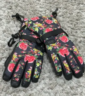 Celtek Women’s Floral Snowboard Ski Gloves Winter Insulated Size XS thumbnail 1