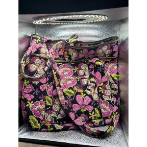 Vera‎ Bradley Plum Crazy Quilted Floral Tote Bag Pink Purple Black Shoulder Bag thumbnail 2