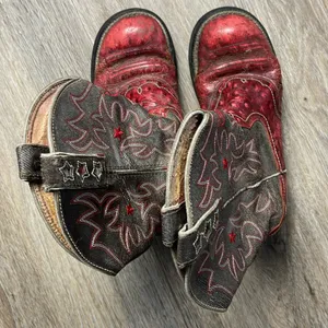 Ariat Red and Gray Cowboy Boots thumbnail 3