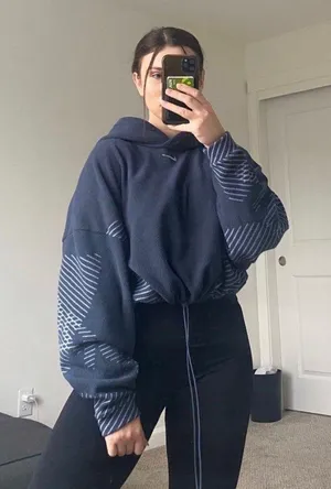 Nike Crop Therma Fleece Jacket thumbnail 4
