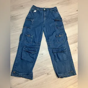 NWOT Daisy Blue‎ Wide Leg Cargo Jeans thumbnail 2