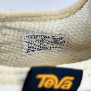 Teva Hurricane Daybreaker 1172954 Slip On Hiking Shoes Cream Taupe Womens 7 thumbnail 12