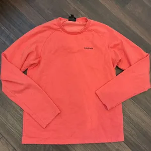 Patagonia Organic Cotton P-6 Logo Sweatshirt Coral Pink Raglan Small Pullover thumbnail 1