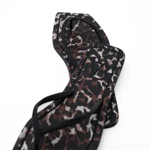 Veronica Beard -‎ Analee Flat Thong Sandals thumbnail 5