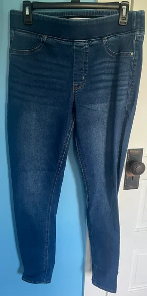 Old Navy Jeans thumbnail 1