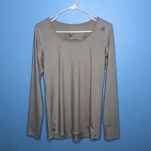 Reebok (M) Gray Long Sleeve Back Cut Out Detail Athletic Exercise Top Tee Shirt thumbnail 9