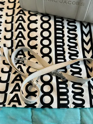 Marc Jacobs Tote thumbnail 3