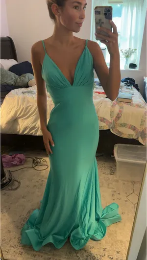 Ava Presley Prom Dress thumbnail 1