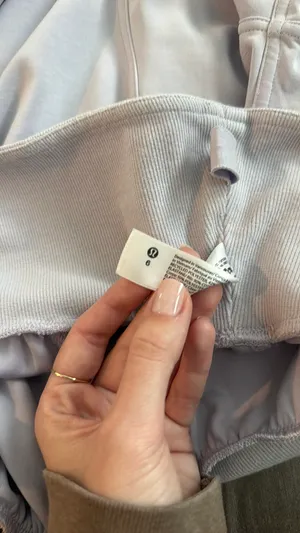Lululemon Pullover thumbnail 3