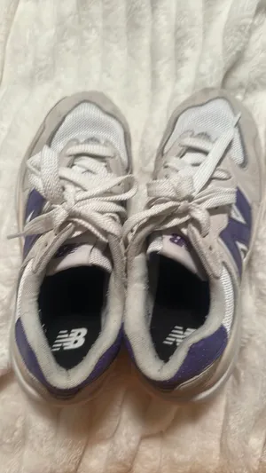 New Balance Shoes  thumbnail 2