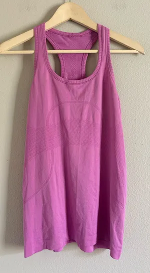 Women’s Lululemon swiftly tank Pink Racerback Tank Top size 4 thumbnail 1