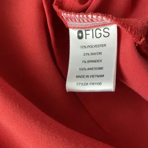Figs Women’s Coral Casma Three-Pocket V Neck Scrub Top - Size Small thumbnail 5