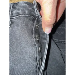 American Eagle Womens Sz 4 Black Button Fly Cutoff Jean Skirt‎ Pocketed Denim thumbnail 5