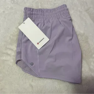 Lululemon Hotty Hot Shorts NWT thumbnail 1