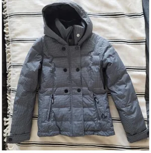 Roxy 5k snowboarding ski jacket  thumbnail 1