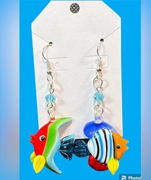 Glass Tropical Fish Blue Beaded Dangle Pierced Earrings New thumbnail 2