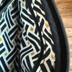 Vera Bradley Black Quilted Wristlet Silver Hardware thumbnail 8