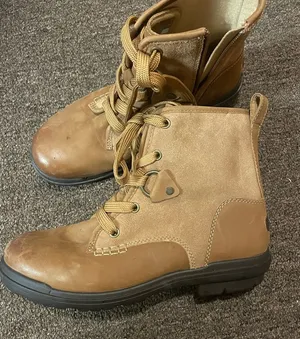 UGG Chestnut Leather Boots size 7 thumbnail 1