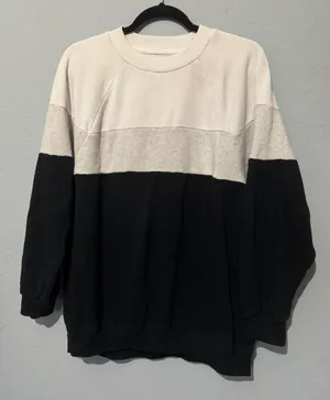 American Eagle Outfitters Sweatshirt thumbnail 1