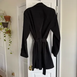 London Fog Black Belted Trench Coat Mid-Length Pink Pattern Lining - Size Medium thumbnail 5
