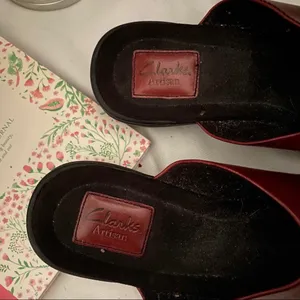 Red Clark’s Clogs thumbnail 5
