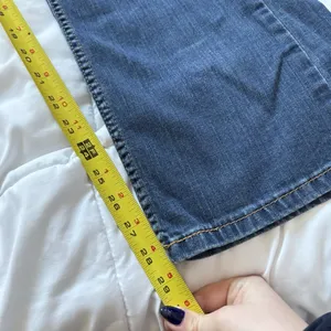 Vintage Y2K Levis Blue Womens Classic Low Rise Bootcut Jeans City Beach‎ Outdoor thumbnail 5