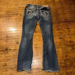 Silver cowboycore western Suki flap embroidered 28x32 jeans thumbnail 4