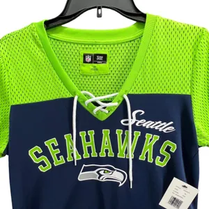 Seattle Seahawks NFL Football Shirt M Blue Green Lace Up Top Superbowl Champs‎ thumbnail 3