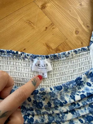 Blue floral dress Size M thumbnail 4