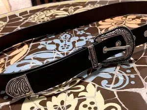 WESTERN FASHION Belt with Western Buckle. Sz: 7/28” thumbnail 1