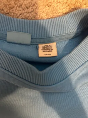 Levi’s Heavyweight Crewneck thumbnail 3