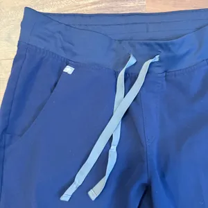 FIGS Zamora Jogger Scrub Pants Navy Blue Small Petite Yoga Waistband W100000 thumbnail 2