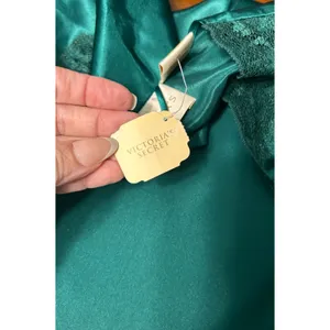 Victorias Secret Vintage Emerald Satin Lace Kimono‎ Robe Gold Label Old Money thumbnail 12