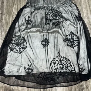 Hazel size small Full skirt Black thumbnail 5