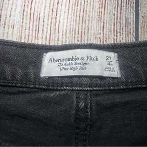 Abercrombie & Fitch Womens 27 Faded Black Ultra‎ High Rise Straight Ankle Jeans thumbnail 7