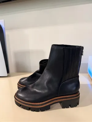 Kork-Ease Black Leather Lug Sole Ankle Boots thumbnail 2