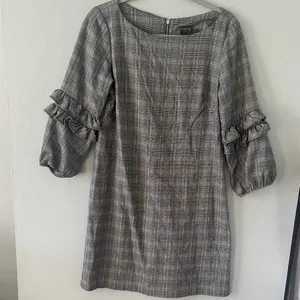 Gabby Skye Womens Dress Plaid Tiered Ruffle Sleeve Shift Gray Blue Size 8 thumbnail 2