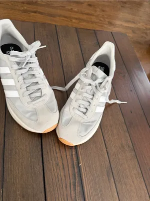 Title: adidas Women’s Run 70s 2.0 Sneakers Size 11 Light Gray Athletic Shoes thumbnail 10